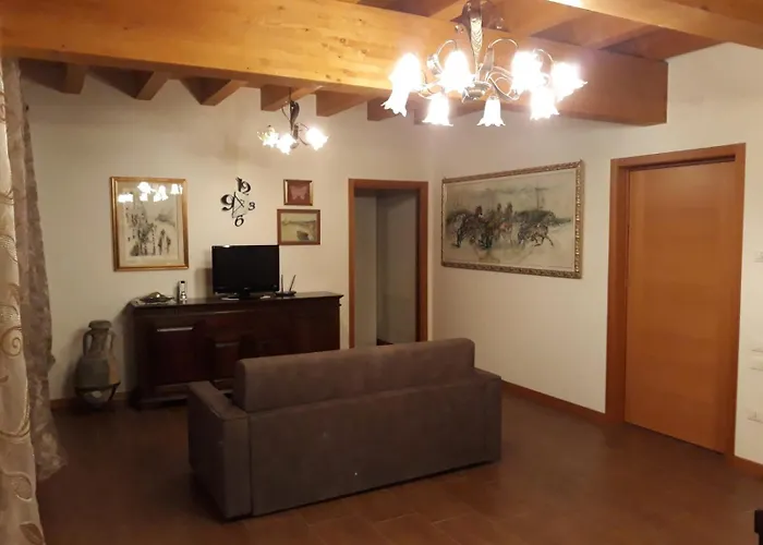 Апартаменти Villamamaeli