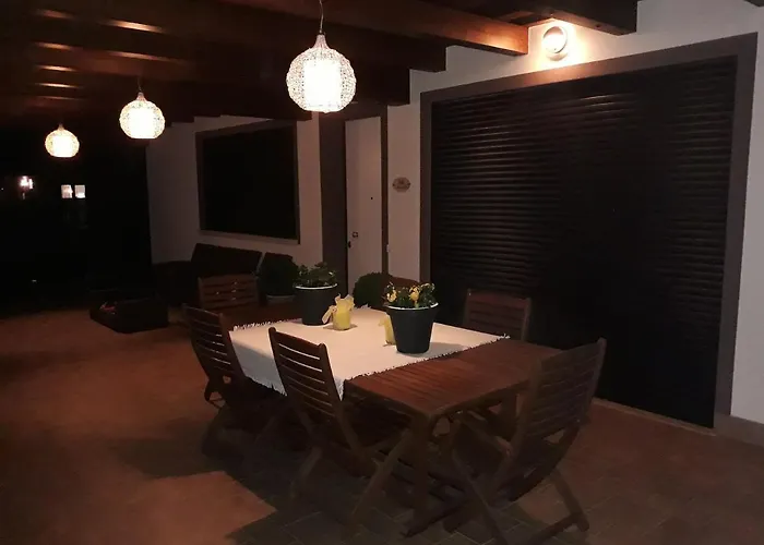 Апартаменти Villamamaeli