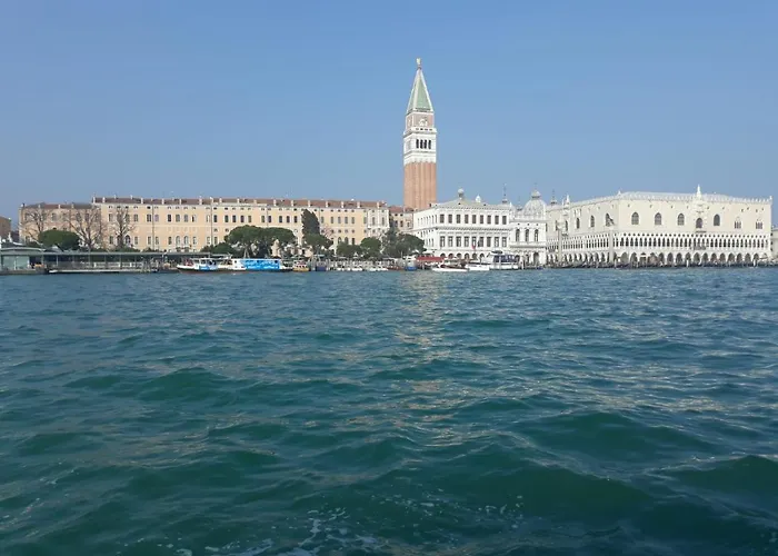 Апартаменти Villamamaeli